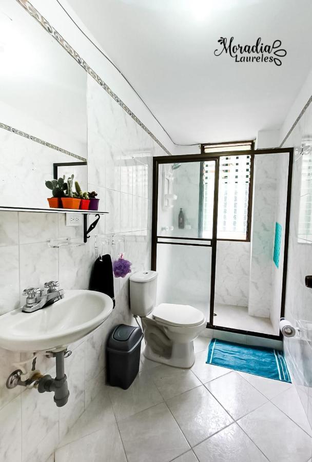 Moradia Laureles Medellin Medellín Exterior foto