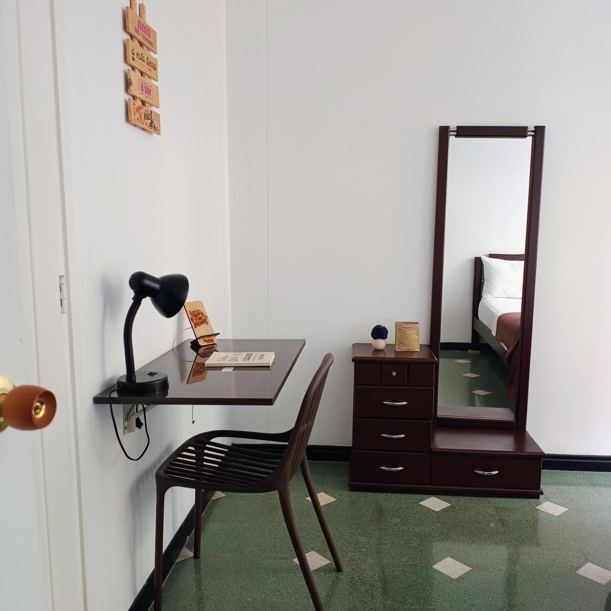 Moradia Laureles Medellin Medellín Exterior foto